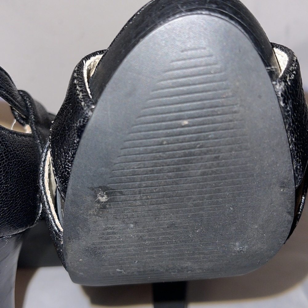 Michael Kors heels - Picture 5 of 7